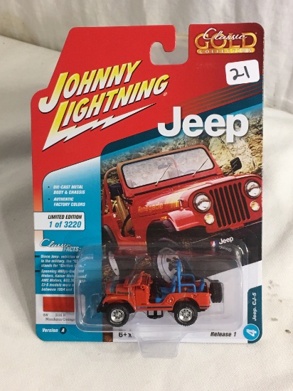 NIP Johnny Lightning 1:64 Scale DieCast Metal Car Jeep CJ-5 Release 1 Car