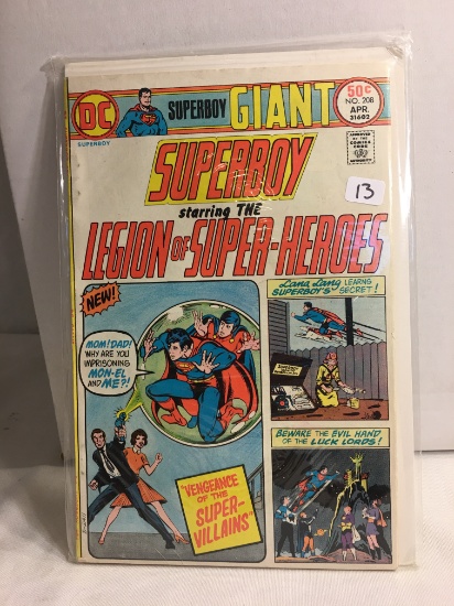 Collector Vintage DC, Superboy Giant Superboy Starring The Legion Of Super-Heroes Comic Book No.208