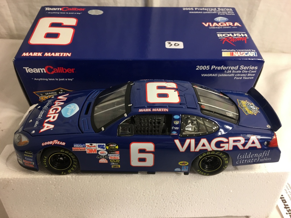 2001 Team Caliber Owners Series Mark Martin #6 Viagra 1/24 Damage for sale online 