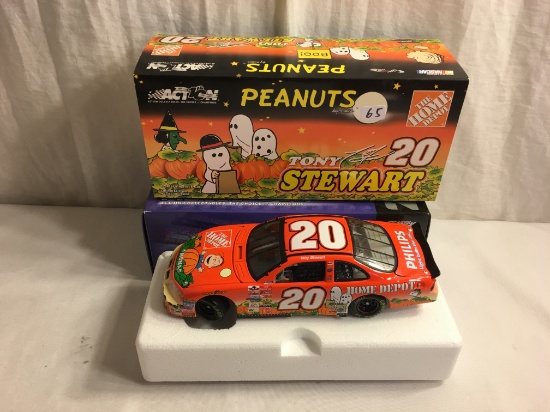 Action Racing 2002 Grand Prix Tony Stewart #20 Home Depot/It's The Great Pumpkin 1:24 Stock 103077