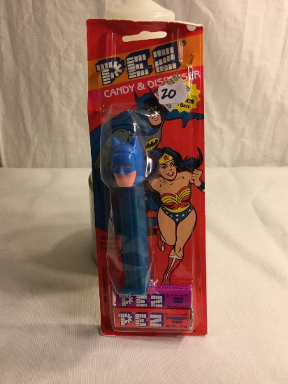 Collector Vintage 1985 DC, Comics PEZ Candy & Dispenser Batman & Wonder Woman Pez