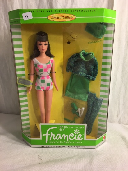 Collector Mattel Limited Edition Francie Barbie Dolls Modern Coucin 30th Anniversary Doll 12.5"