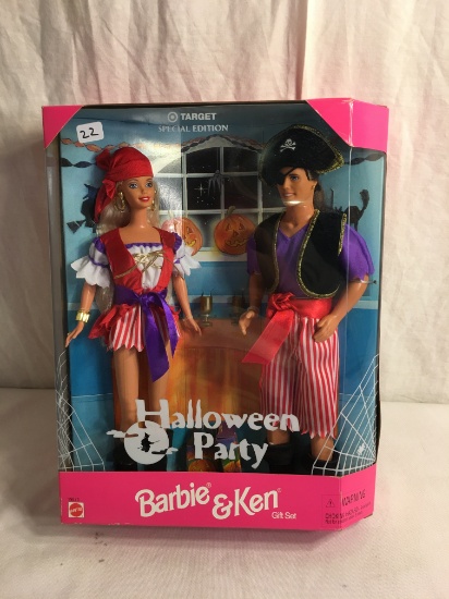 Collector NIB Target Special Edition Halloween Party Barbie and Ken Gift Set Mattel Doll 14"Tall