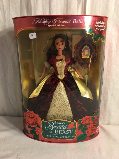 NIB Disney's beauty and The Beast Holiday Princess Belle Special Edition Doll 13.5/8"Tall Box