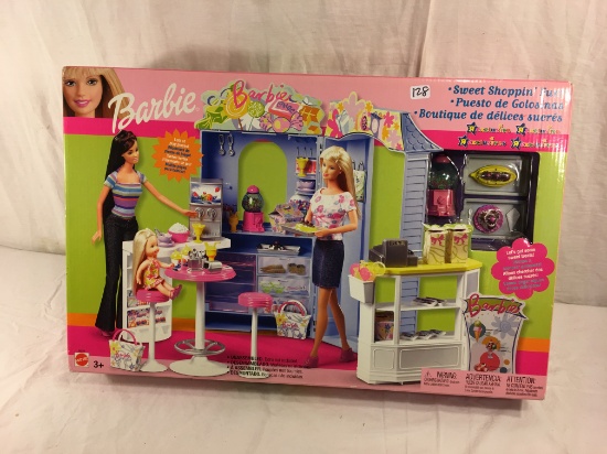NIB Mattel Barbie Sweet Shoppin' Fun  Barbie Gift Set Box Size:20"Width by 13" tall