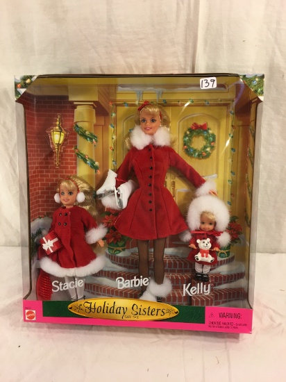 NIB Mattel Barbie 1999 Holiday Sisters Gift Set Barbie Doll 14"Tall Box Size