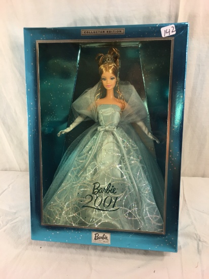 NIB Mattel Barbie 2001 Collector Edition Barbie Doll 14"Tall Box