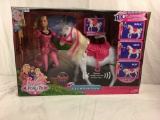 NIB Mattel Barbie R/C Barbie Rides Barbie and Her Sisters A Pony Tale Train & Ride Horse Dol 13