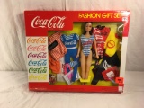 Collector Coca Cola Fahsion Gift Set Doll Vintage 1986 Doll and Accessory Size:13x16