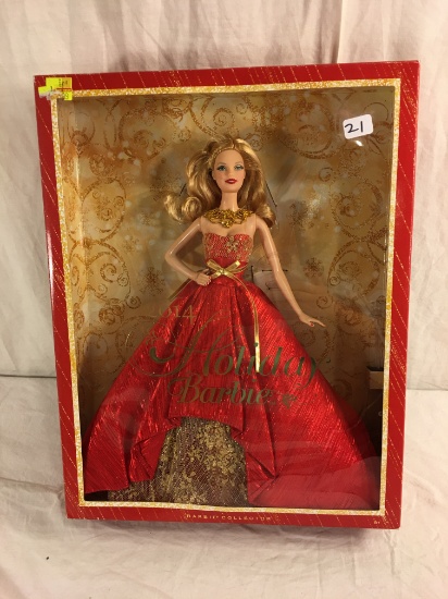 NIB Barbie Mattel Collector 2014 Holiday Barbie Doll 13.5"Tall Box Size