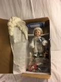 Collector The Ashton-Drake Galleries Porcelain Fallow The Leader Doll 17.5