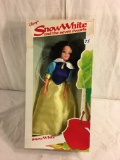 Collector Loose in Box Disney's Snow White and The Seven Dwarft Doll 13.5