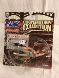 NIP Starting Lineup Sports Superstar Baseball Copperstown 1997 Series Brooks Robinson 4-5