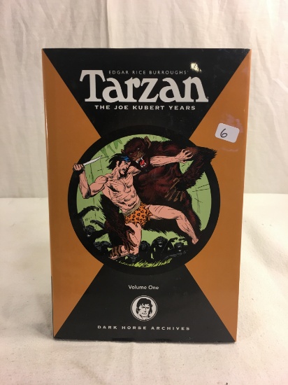 Collector DC Edgar Rice Burroughs Tarzan The Joe Kubert Years Volume 1 Hard Cover Book