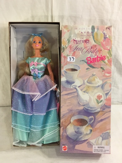 NIB Collector Avon Exclusive Tea Party Barbie Doll Box: 13"x5"