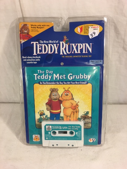 Collector NIP 1998 Alchemy II The New World of Teddy Ruxpin The Day Teddy Met Grubby Cassette & Stor