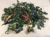 Collector Marx Toys Assorted Battleground Army Soldiers Action Posed Plastic Model Toys 100 pcs