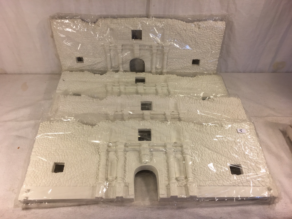Lot of 4 Pieces Collector Marx Sealed Plastic White Castle Size each: 21 by 8" - See Pictures