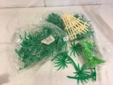 Lots Of Loose Collector MARX Plastic Accessory Toys Assorted - See Pictures