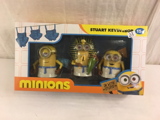 NIB Collector Minions Syart Kevin & Bob I'm with Stupid Action Figures Box Size: 12.5x6.5"