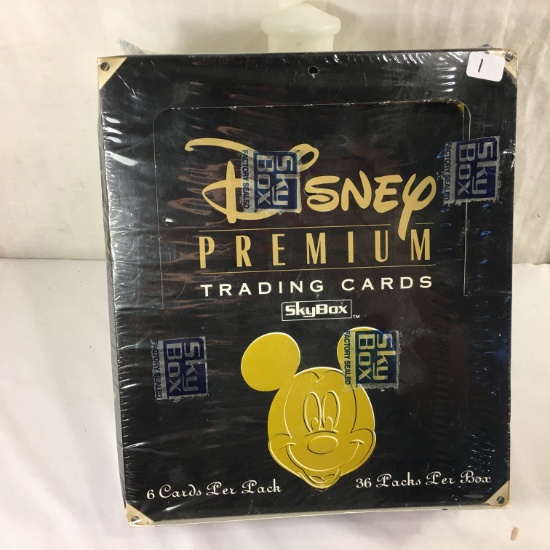NIB Collector Sealed Skybox Disney Premium Trading Cards 36 Packs per box 10"x8.5"