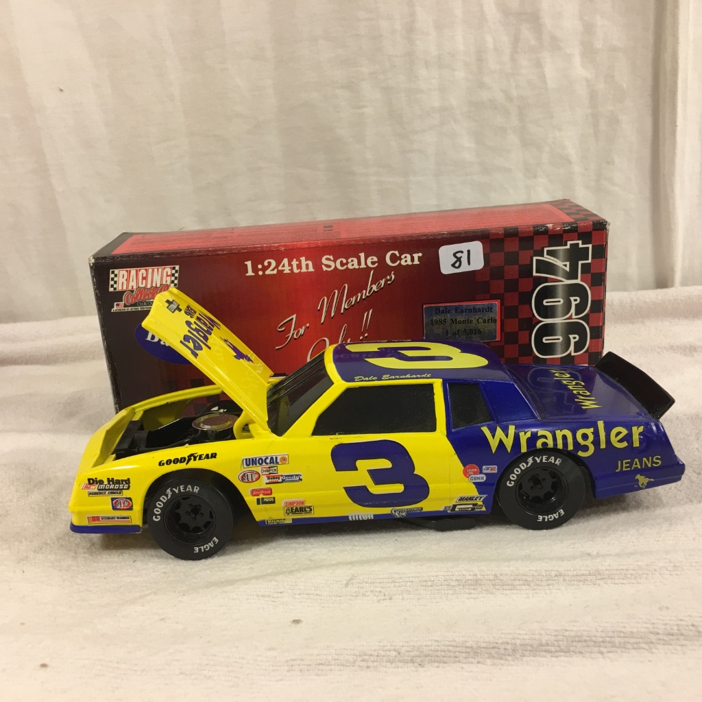 COLLECTOR DIECAST NASCAR CAR AND HELMETS