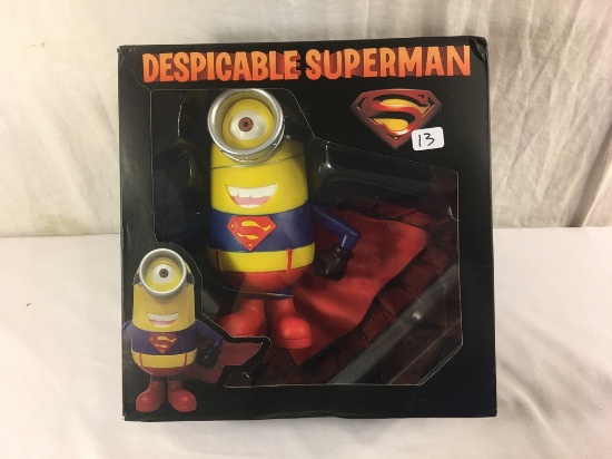 NIB Collector Despicable Me Superman  Minion Superhero Action Figure 9.5"Tall Box