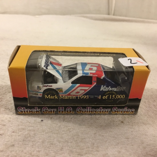 NIP Nascar Racing Collectables Club Of America Stock Car H.O. Scale Series #6 Mark Martin Car