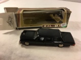 Collector Vintage  - Zil 115 Limousine - 1/43 Zil USSR Cccp Saratov Made in USSR