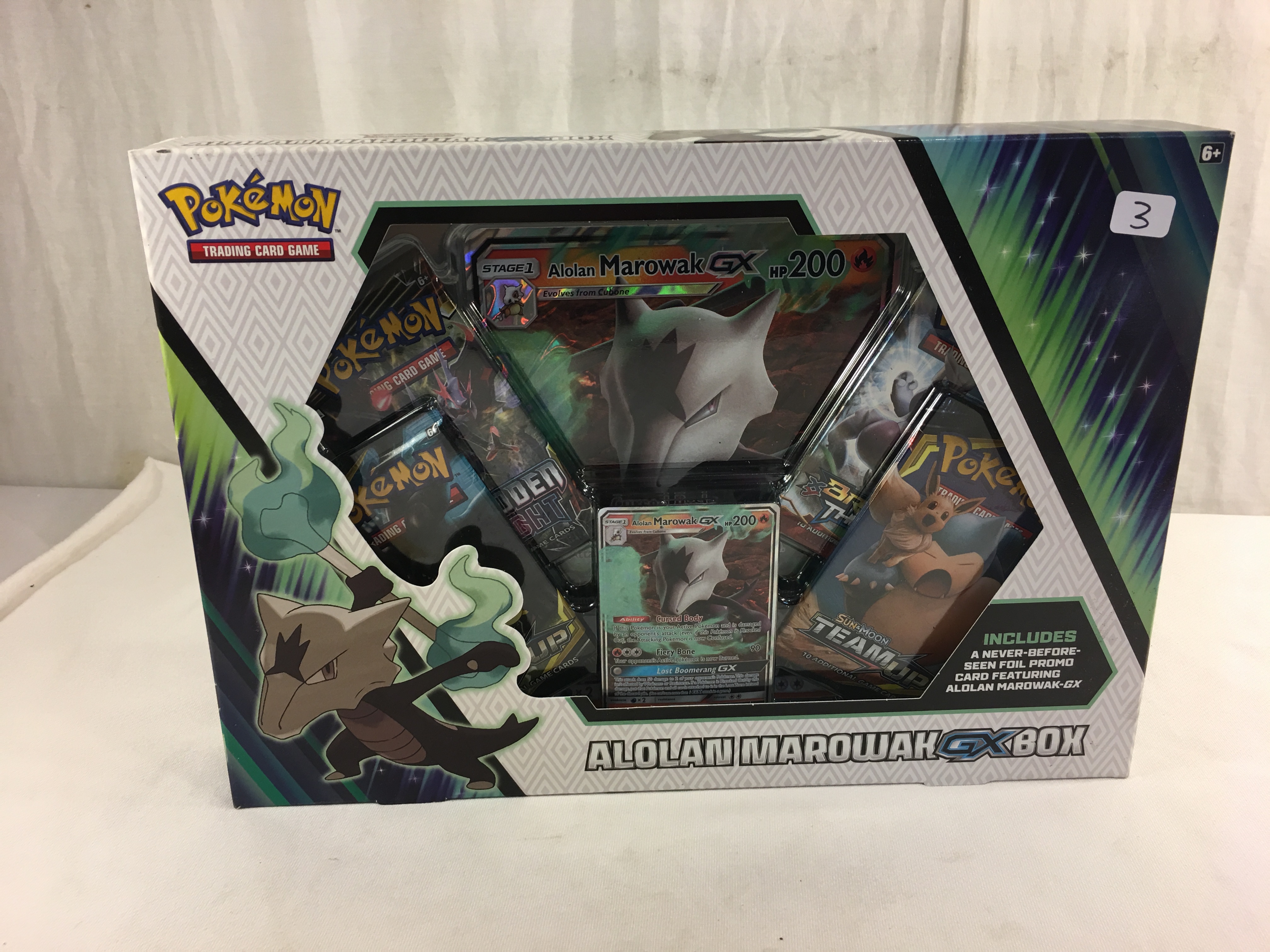 Collector New Pokemon Trading Card Game Detective Alolan