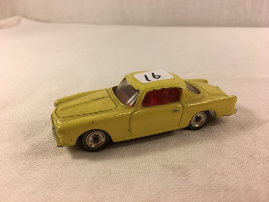 Collector Vintage Dinky Toy Alfa Romeo Coupe No.185 Meccano Ltd. England yellow DieCast Car