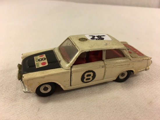 Collector Vintage Dinky Toys Ford Cortina #8 Castrol Made in England Meccano Ltd. DieCast Car