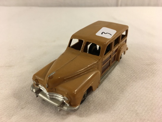 Collector Vintage  Dinky Toys Plymouth Estate Car Made in England Meccano Ltd. Tan/Brown