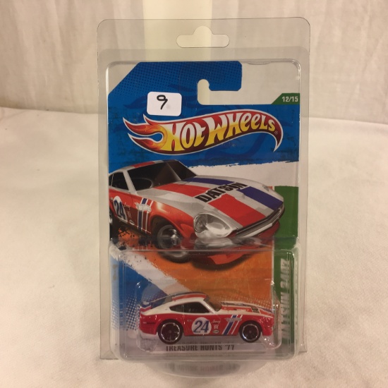 Collector NIP Hot wheels Treasure Hunt '11 Datsun 240Z Scale 1/64 DieCast Car 12/15