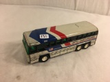 Collector Vintage Buddy Corp. Greyhound Tin Japan Bus Size: 7.1/2