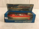 Collector Vintage  Playwell Mechanical Speed Boat Motorschenllboot Charlotte 8