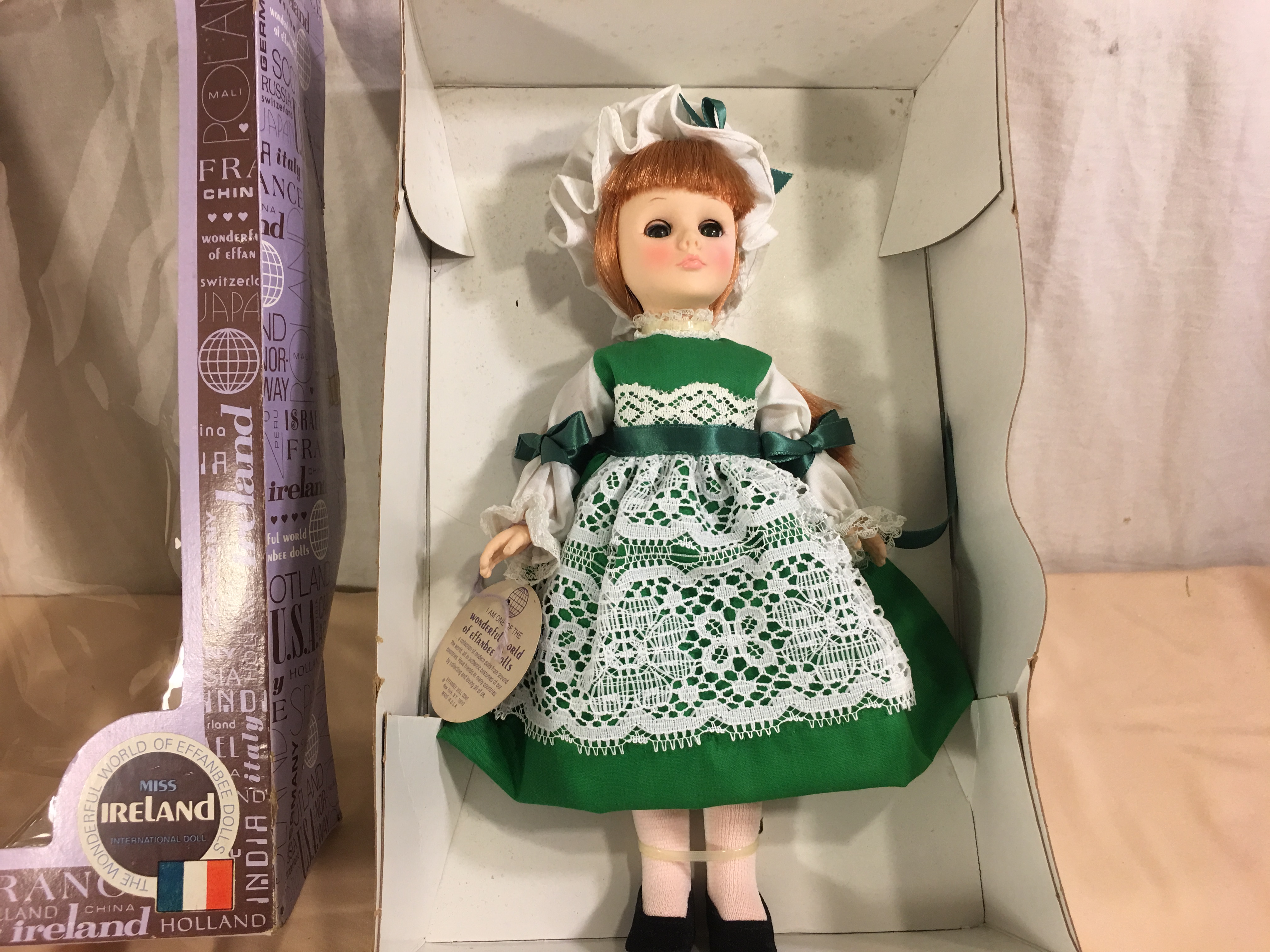 Collector The Wonderful World Of Effanbee Dolls Proxibid