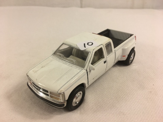 Collector Loose SS 6601 1997chevy C/K 3500 Scale 1/38 White Pickup Truck