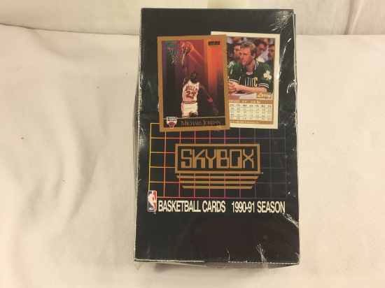 New Sealed Collector 1991 Season Basketball Skybox Basketball Sport Trading Cards