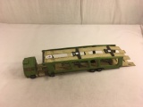 Collector Loose Vintage Corgi Major Toys Ford Truck Car Truck Transporter Size: 13.5