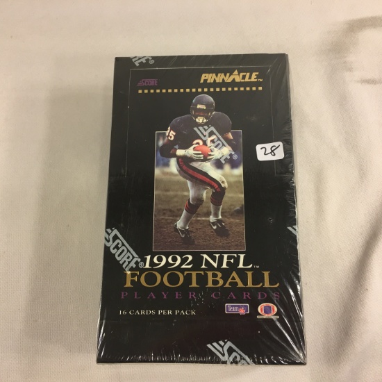 New Sealed in Box - 1992 Score NFL Pinnacle Football Player Sport Cards