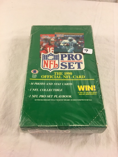 Collector Loose in Box But, Sealed In Package -1990 NFL Pro Set Football Trading Cards