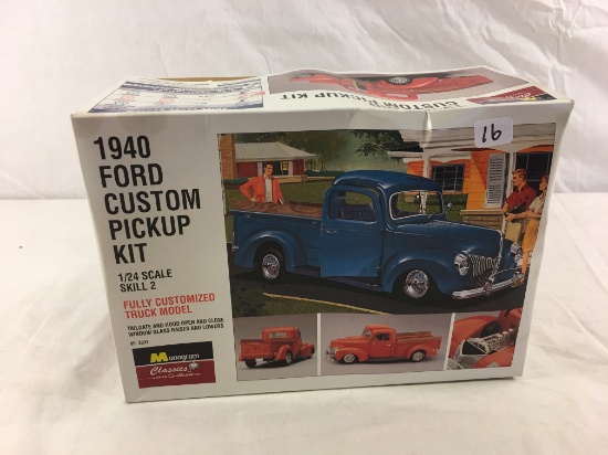 Collector Loose in Box Monogram Classics 1940 Ford Custom Pickup Kit 1/24 Scale