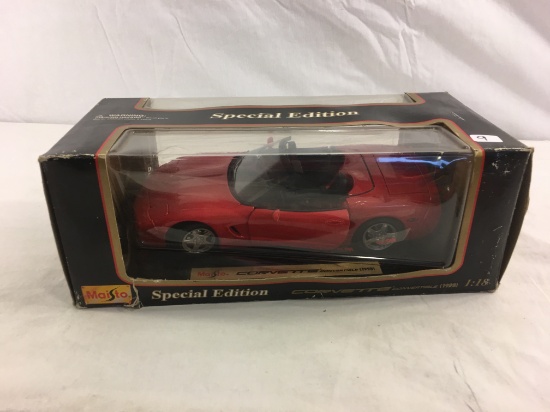 Collector Loose in Box Maisto Special Edition Corvette Cnvertible 1998 1:18 Scale Red
