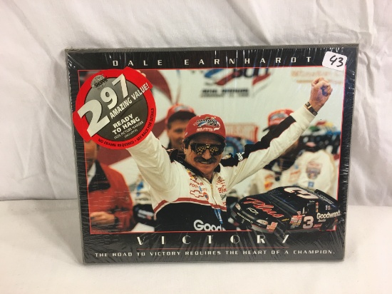 Collector Nascar Dale Earnhardt Victory Picture in Wood Frame Size: 10x8" - See Pictures