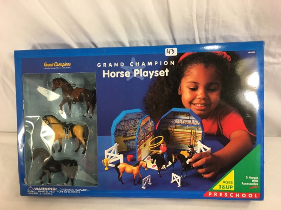 Collector NIB Grand Champions Horse Playset Preschool 16x10"