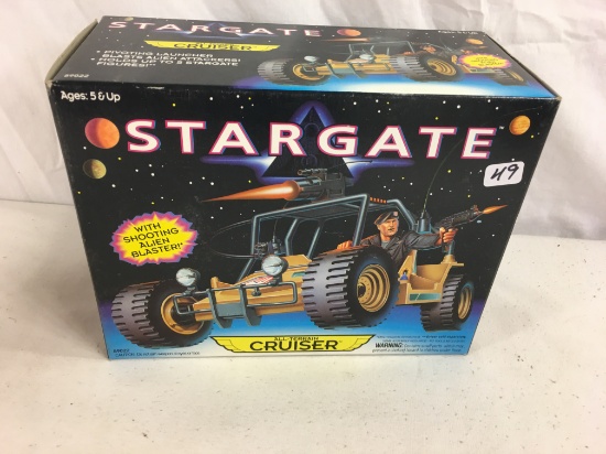 Collector Stargate 89022 All-Terrain Cruiser Box Size:9x7" Box