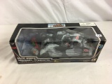 Collector Mark Toy 60203 Battery Operated King Tiger 1/32 Scale X201