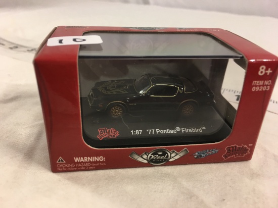 NIP Collector Malibu International Ltd. 1/87 Scale '77 Pontiac Firebird No.09203