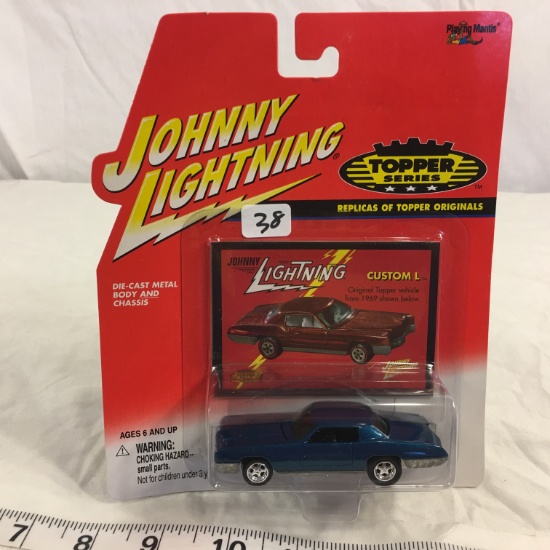 NIP Collector Johnny Lightning Topper Series DieCast Metal Body & Chassis "Custom L " Car